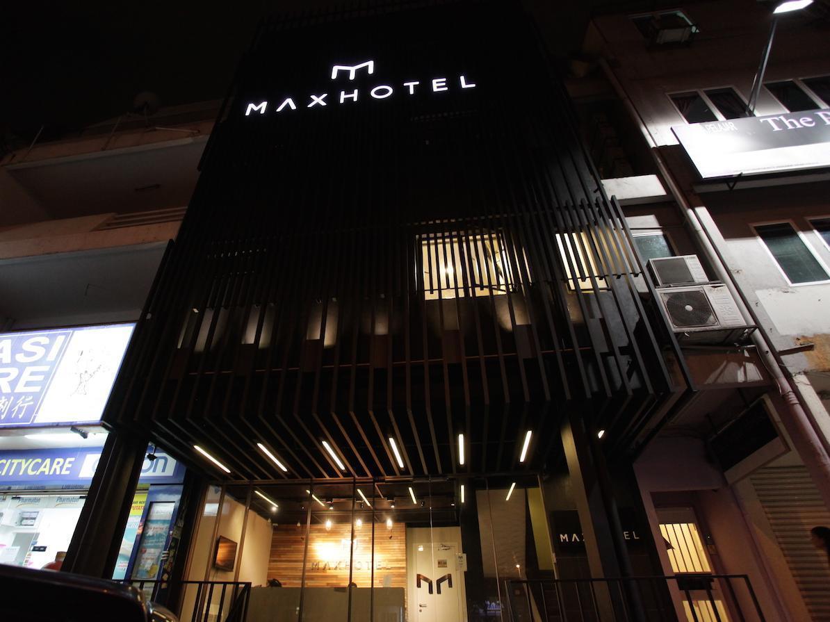 Max Hotel Subang Jaya Exteriör bild