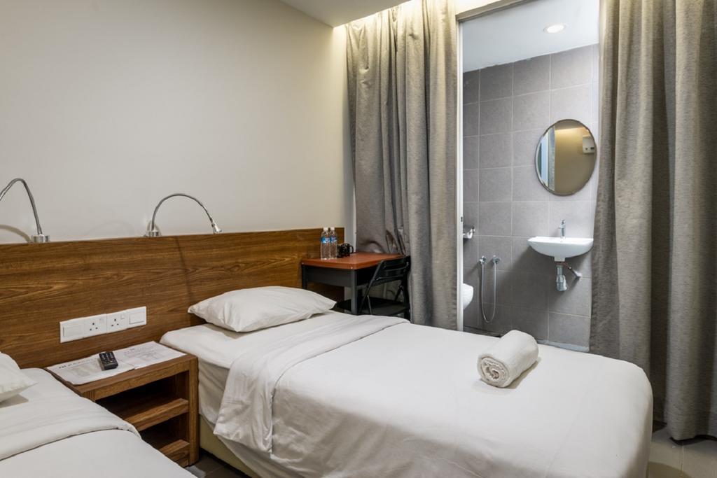 Max Hotel Subang Jaya Exteriör bild
